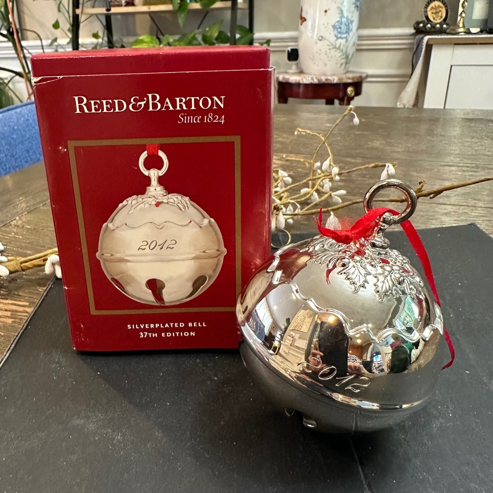 Reed & Barton 2012 Annual Sleigh Bell 37th Edition Silver Plated Ornament w Box